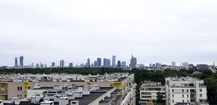 Hotel hel noclegiApartament czteroosobowy z kuchnią i prywatną łazienka. PANORAMICZNY WIDOK NA CENTRUM WARSZAWY.